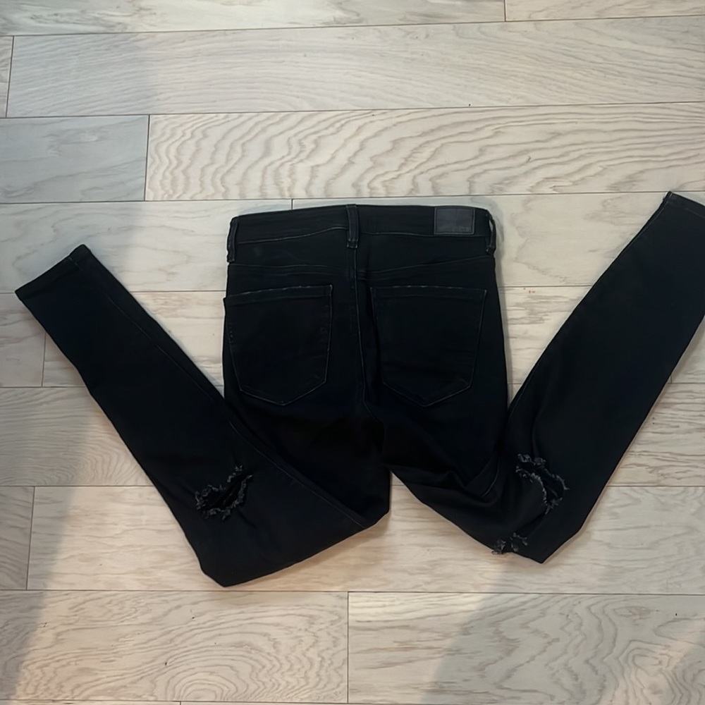 American Eagle NE(X)Level stretch in excellent condition! Distressed as styled